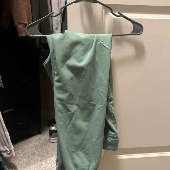 Jade Figs Joggers - Picture 3 of 3